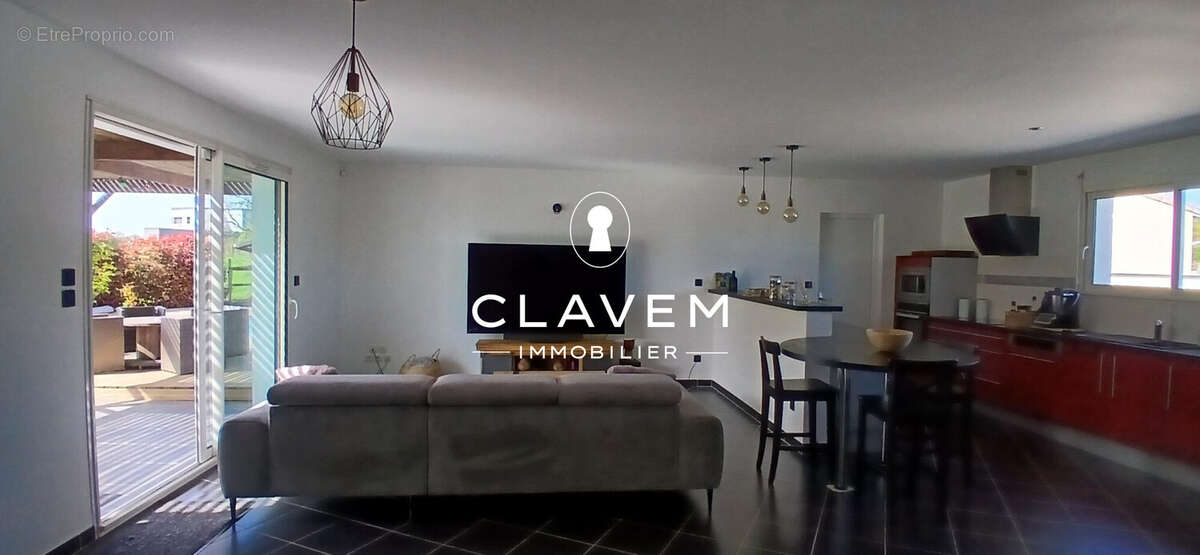 Maison à SAINT-ANDRE-DE-CUBZAC