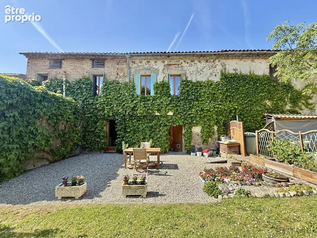 Domaine avec deux logements et des vues panoramiques - photo 9