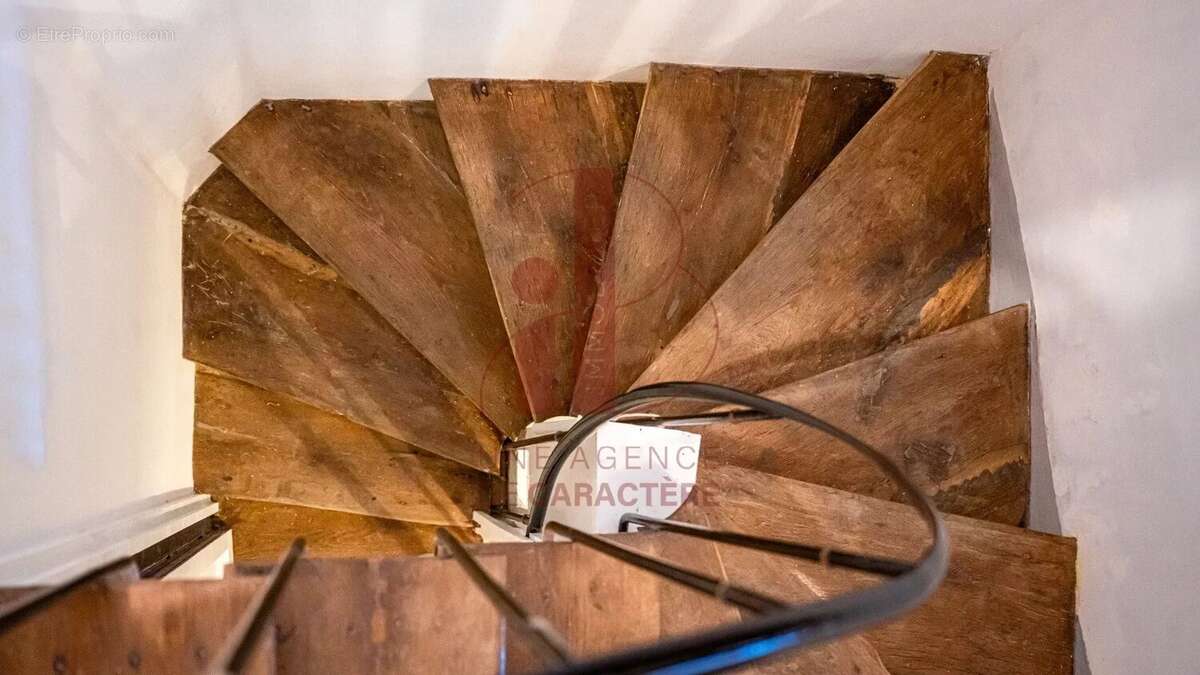 Maison à FONTAINEBLEAU