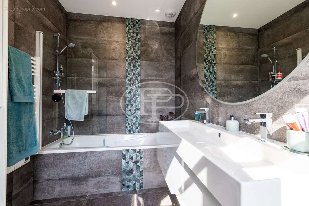 Maison 110 m² à Lorient  - photo 7