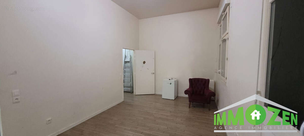 Appartement à AUBERVILLIERS