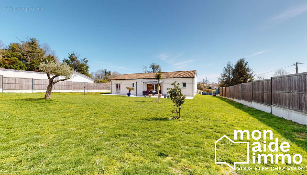 Maison à CAMBLANES-ET-MEYNAC