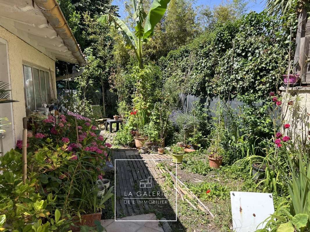 BUSCA - Rue du Gorp - Authentique maison toulousaine en briques foraines avec jardin et double place de parking en sous sol boxa - photo 21