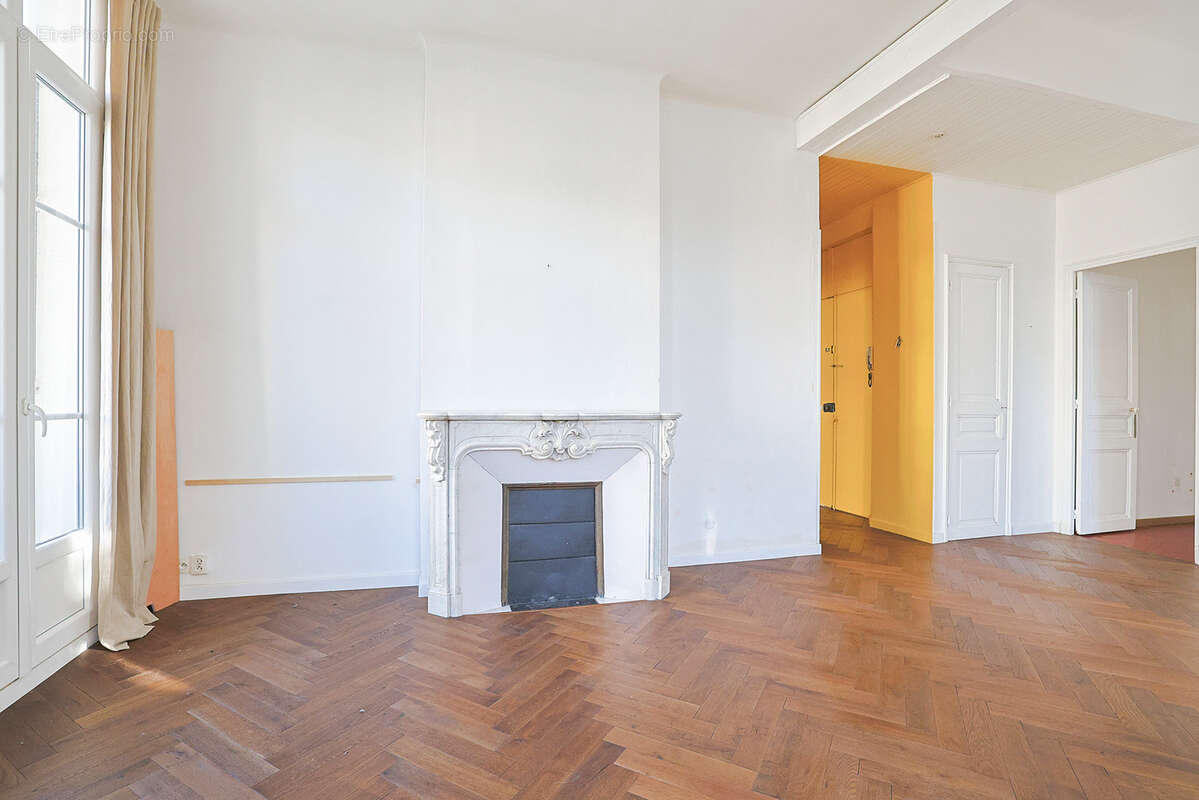 Appartement à HYERES