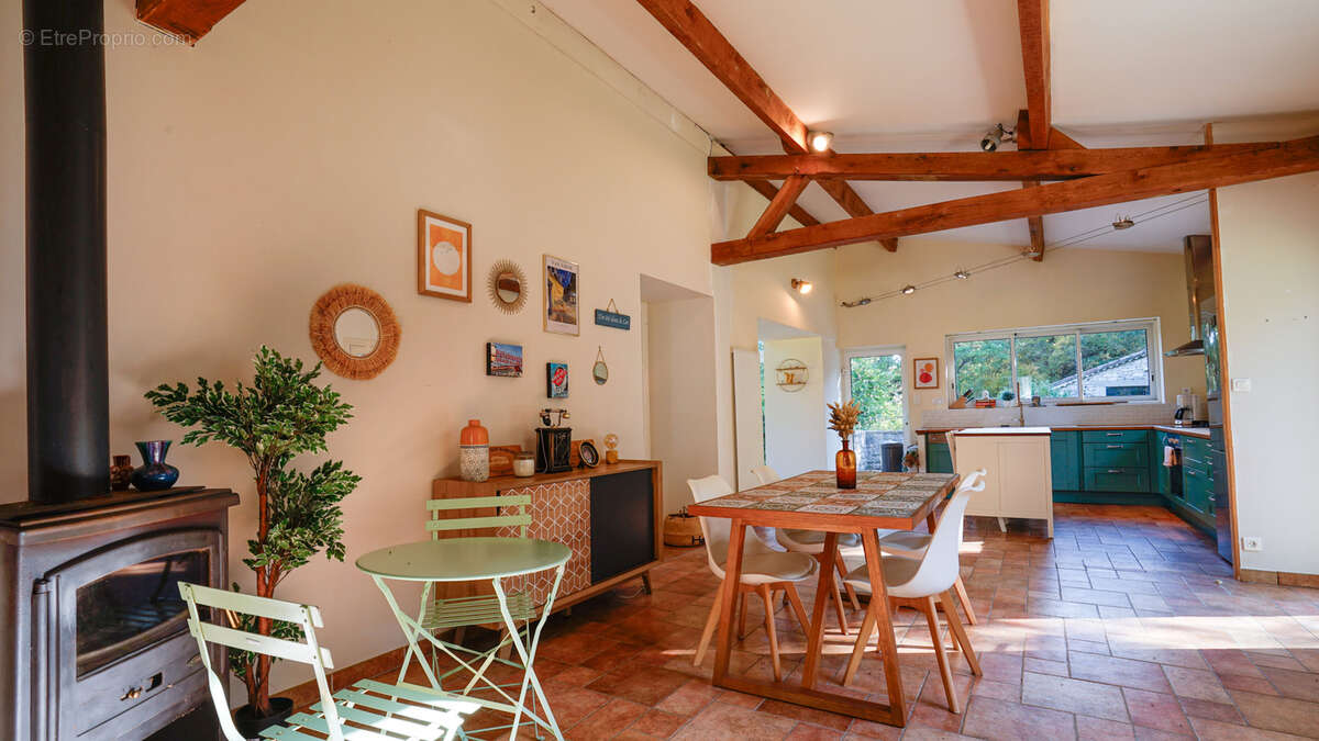 Maison à BAGAT-EN-QUERCY