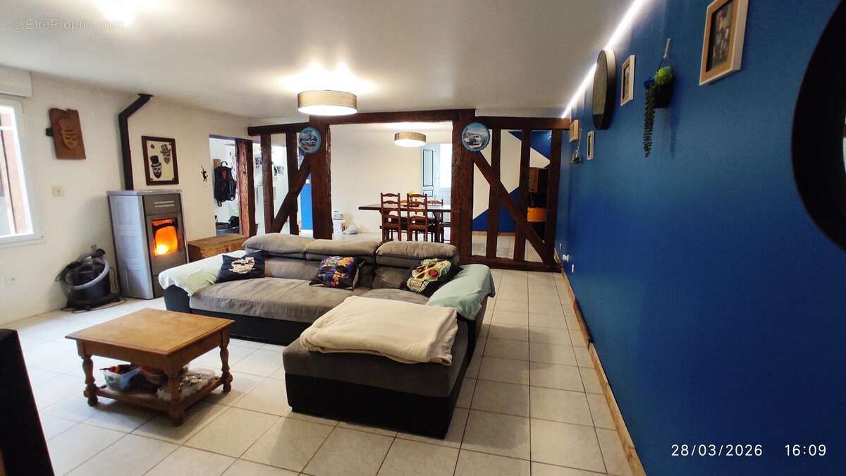 Maison à HUMBECOURT