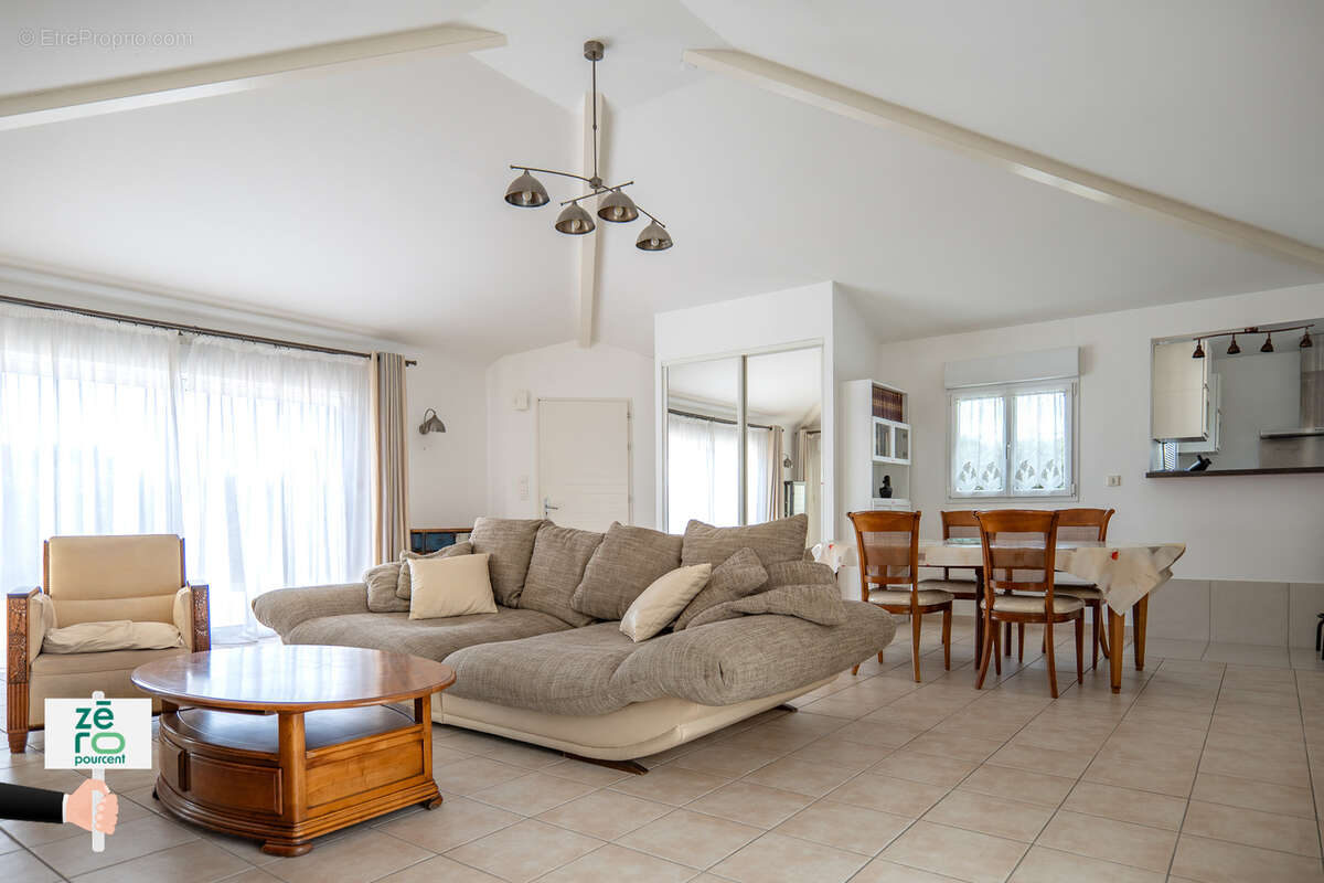 Maison à LE FENOUILLER