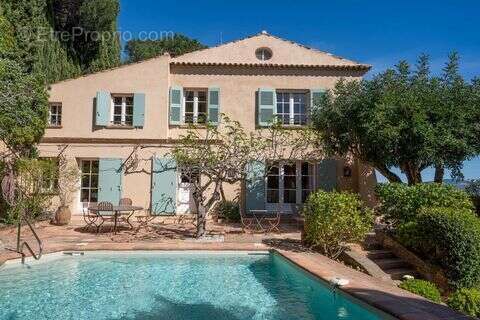 Maison 265 m² à Grimaud  - photo 2