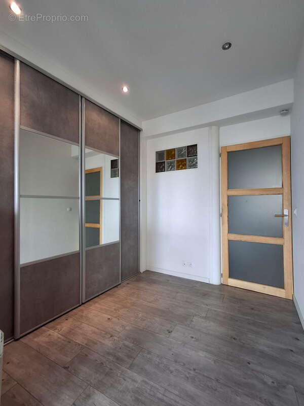 Appartement à MARSEILLE-2E