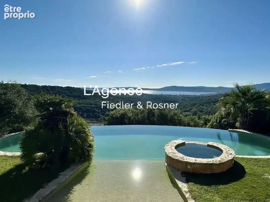 Ref 698 : grimaud - domaine securise - villa avec vue mer et helisurface - photo 3