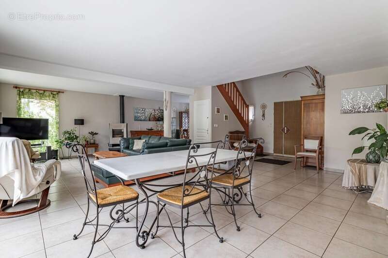 Maison à SAINT-BRICE-SOUS-FORET