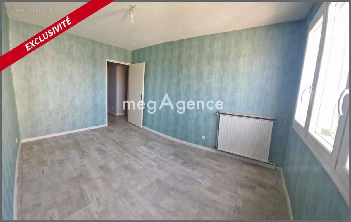 Appartement à MEYZIEU
