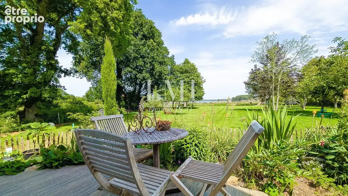 Maison 230 m² à Locoal-Mendon  - photo 7