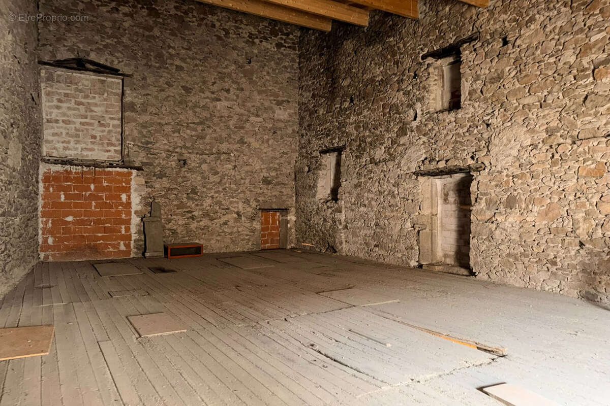 Maison à HOMPS