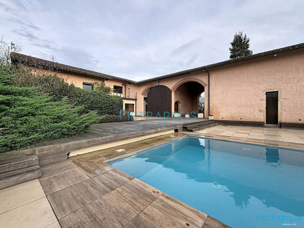 Maison à CHATILLON-SUR-CHALARONNE