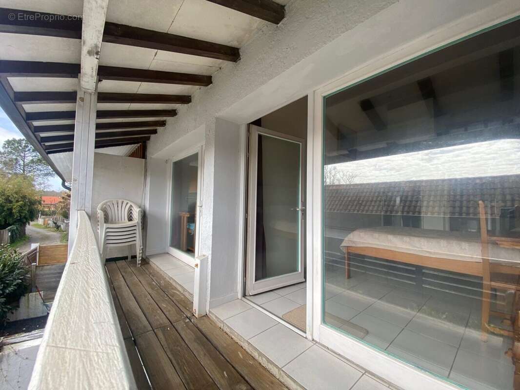 Maison à ARES