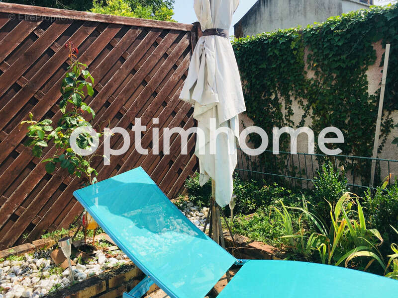 Appartement à THOMERY