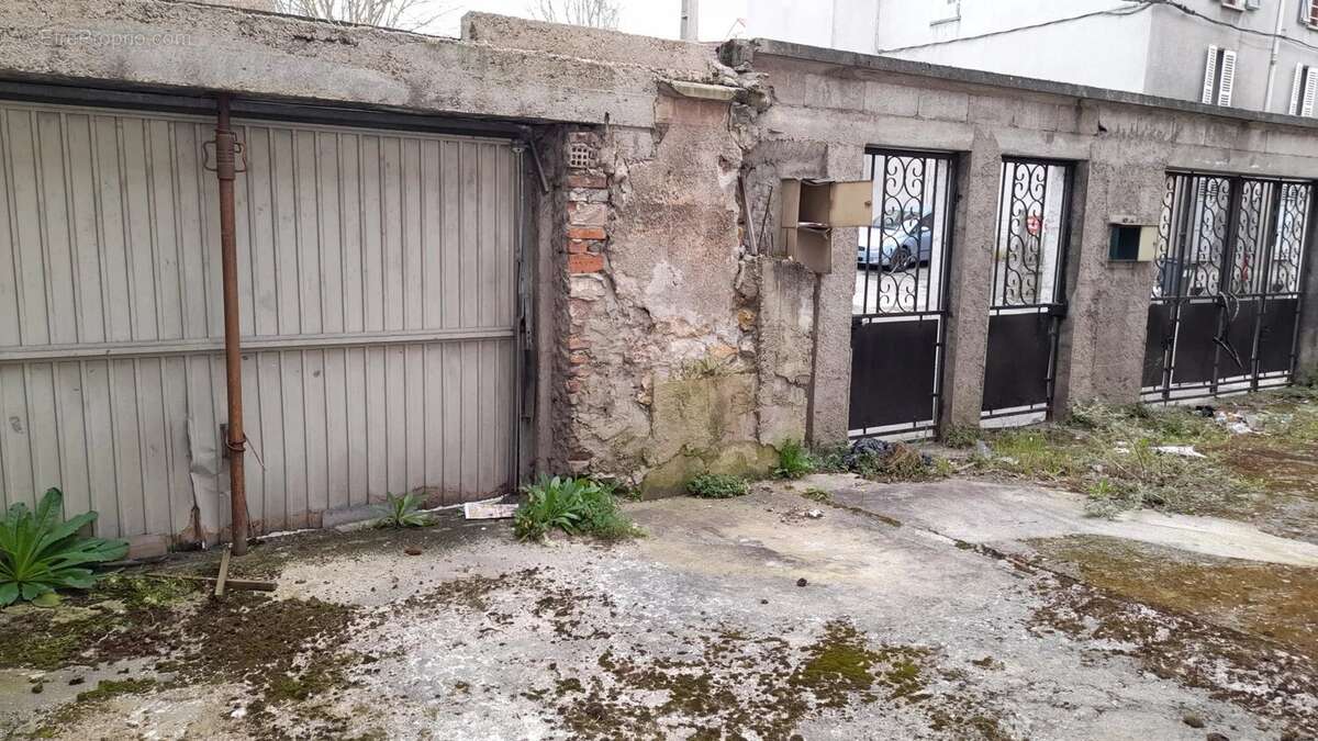 Appartement à CORBEIL-ESSONNES