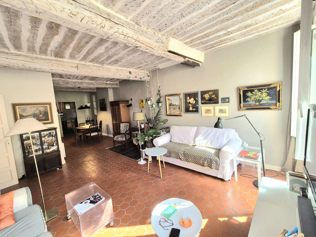 Appartement à HYERES