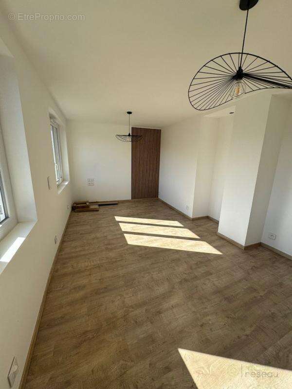 Appartement à BOURG-LES-VALENCE