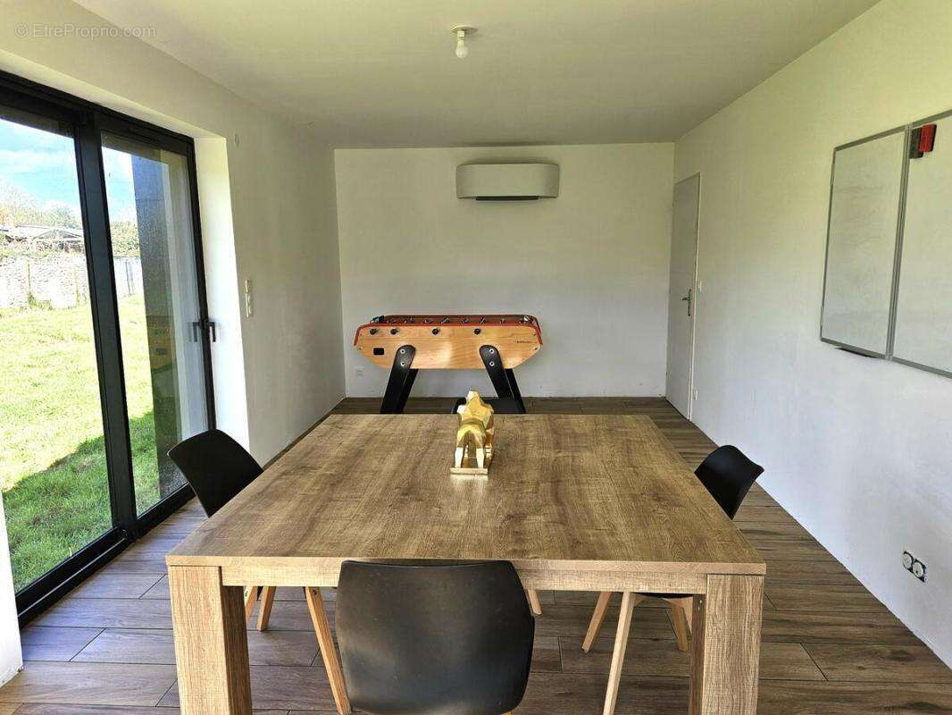 Maison à BROSVILLE