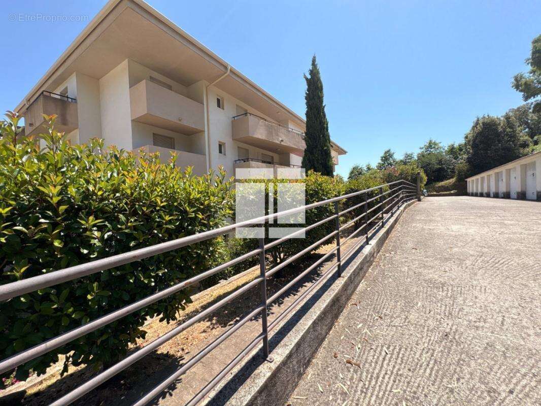 À vendre – T2 avec parking – Résidence sécurisée Closerie des Chênes – Bastia - photo 13