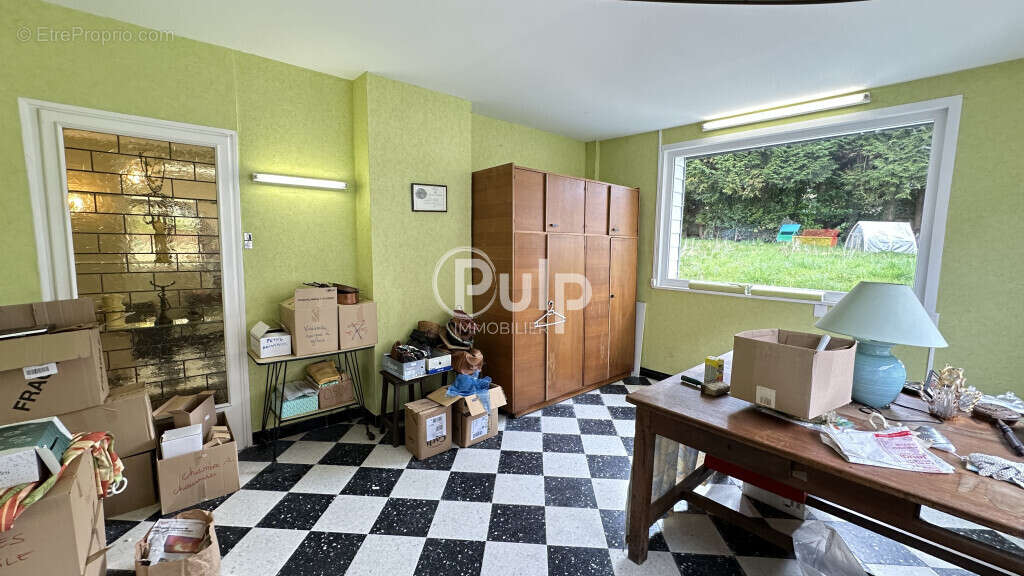 Maison à BRUAY-LA-BUISSIERE