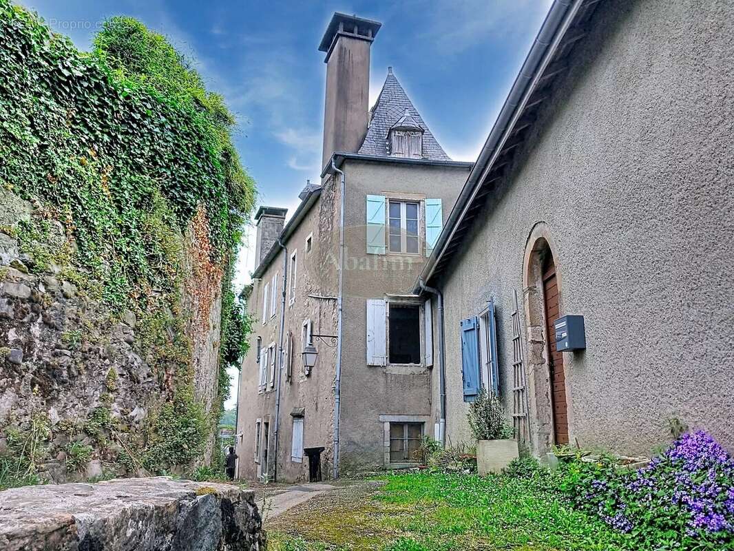 Maison à OLORON-SAINTE-MARIE