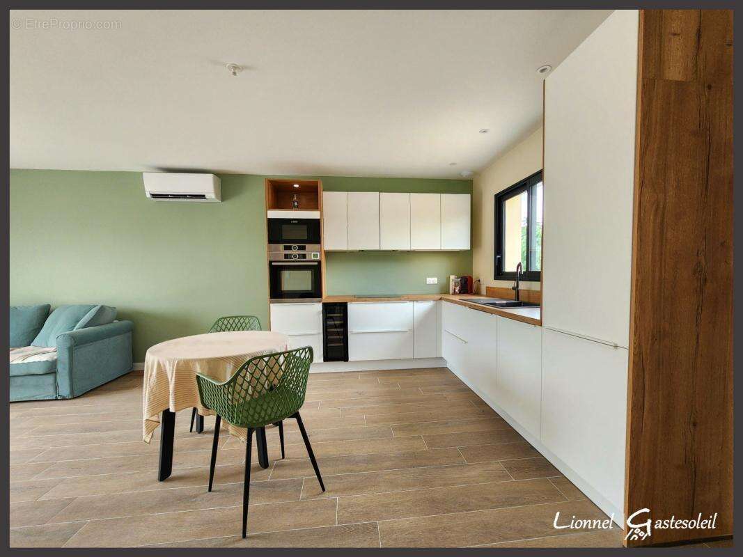 Maison à vendre de plain pied 3 pièces deux chambres sans travaux finition premium sur la commune du FLEIX (24) - photo 9