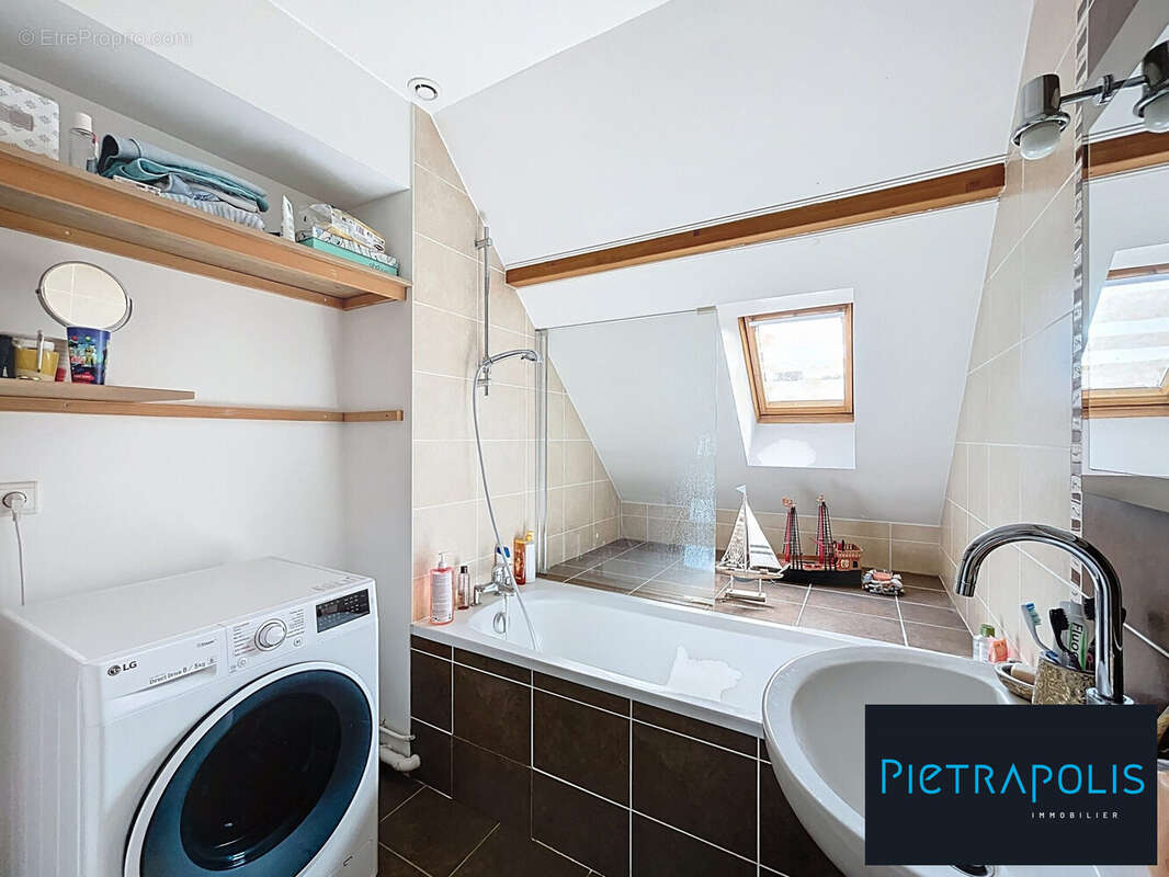 Appartement à SAINT-JULIEN