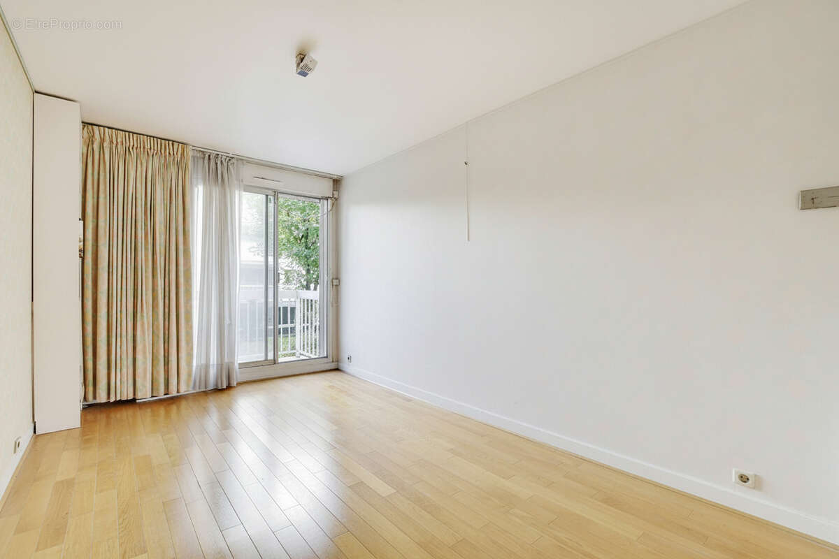 Appartement Paris 4 pièces 104.8 m2 - photo 3