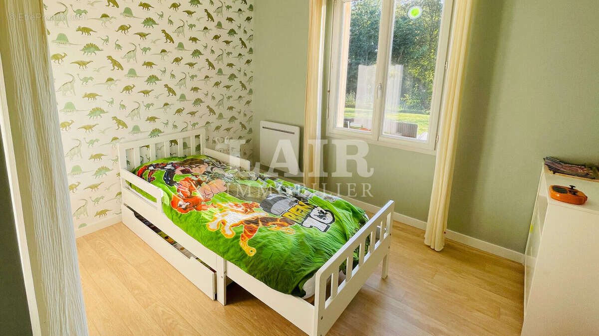 Maison à FRESNAY-SUR-SARTHE