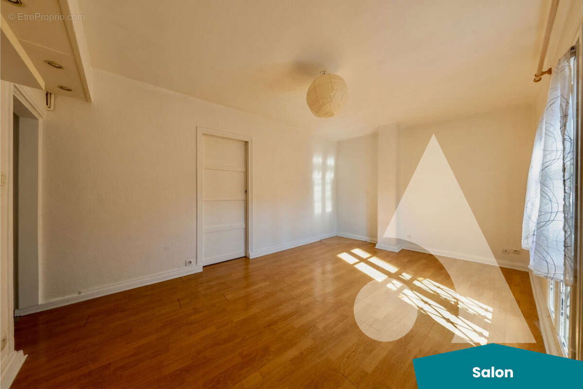Bel appartement F2 - Rive Droite - photo 2