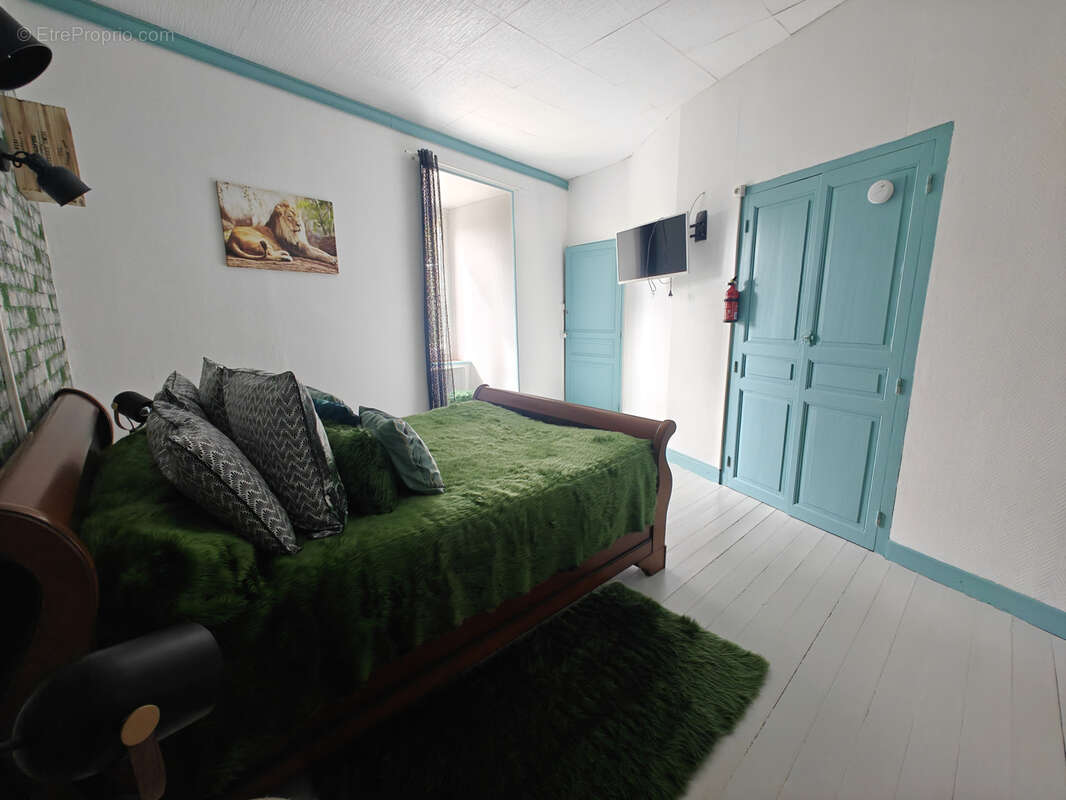 Maison à SAINT-HILAIRE