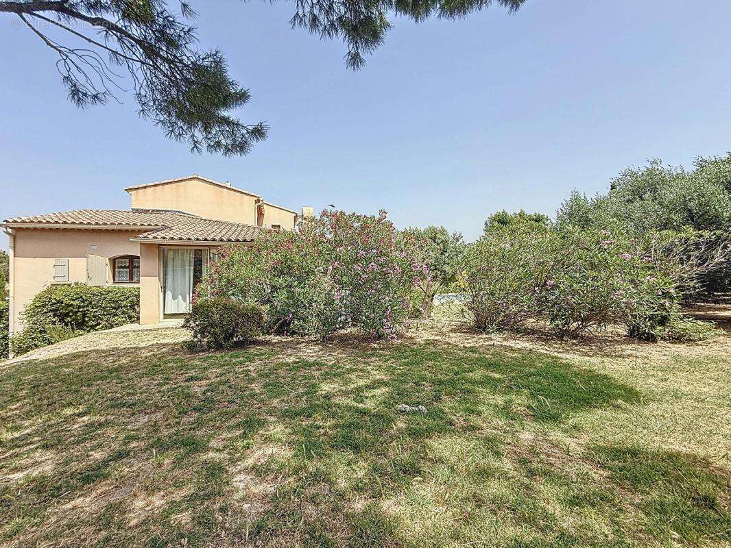 Maison à JONQUERETTES