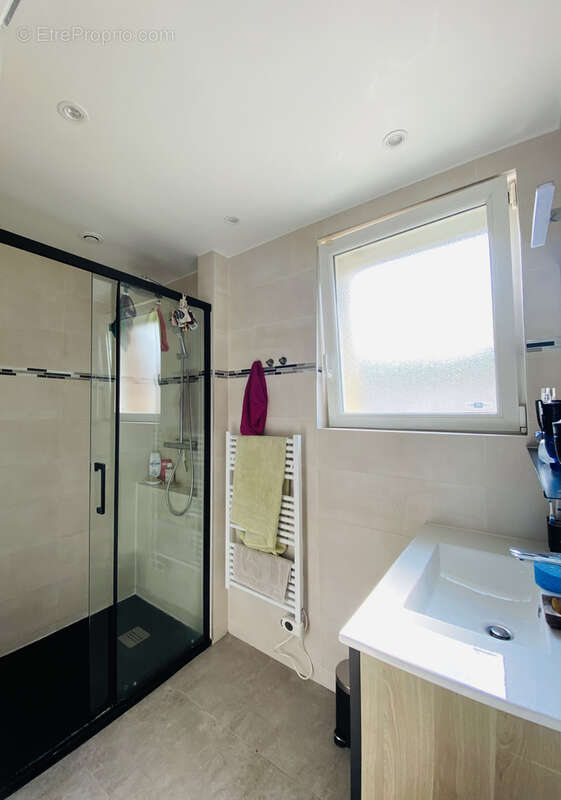 Maison à MONTEREAU-FAULT-YONNE