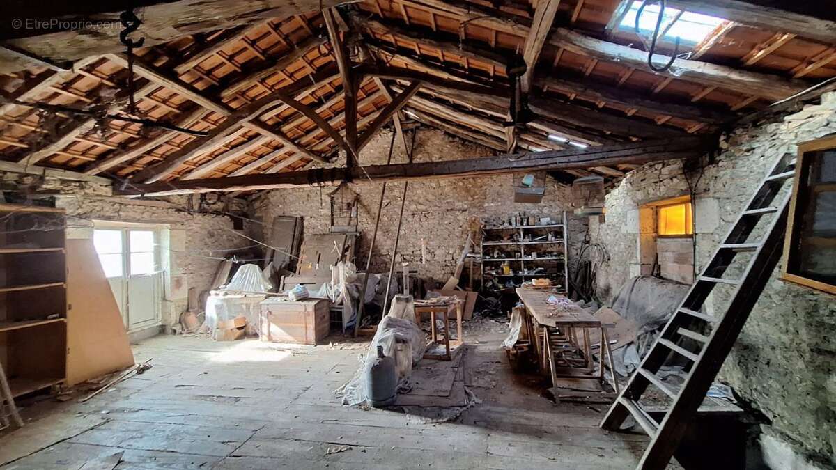 Appartement à NONTRON