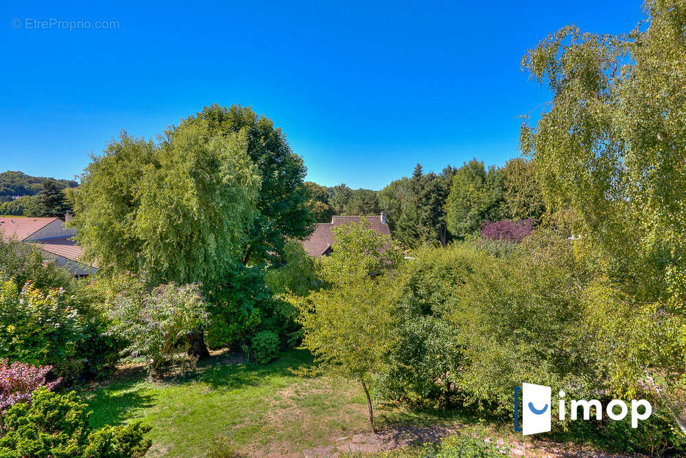Maison à SOISY-SUR-SEINE