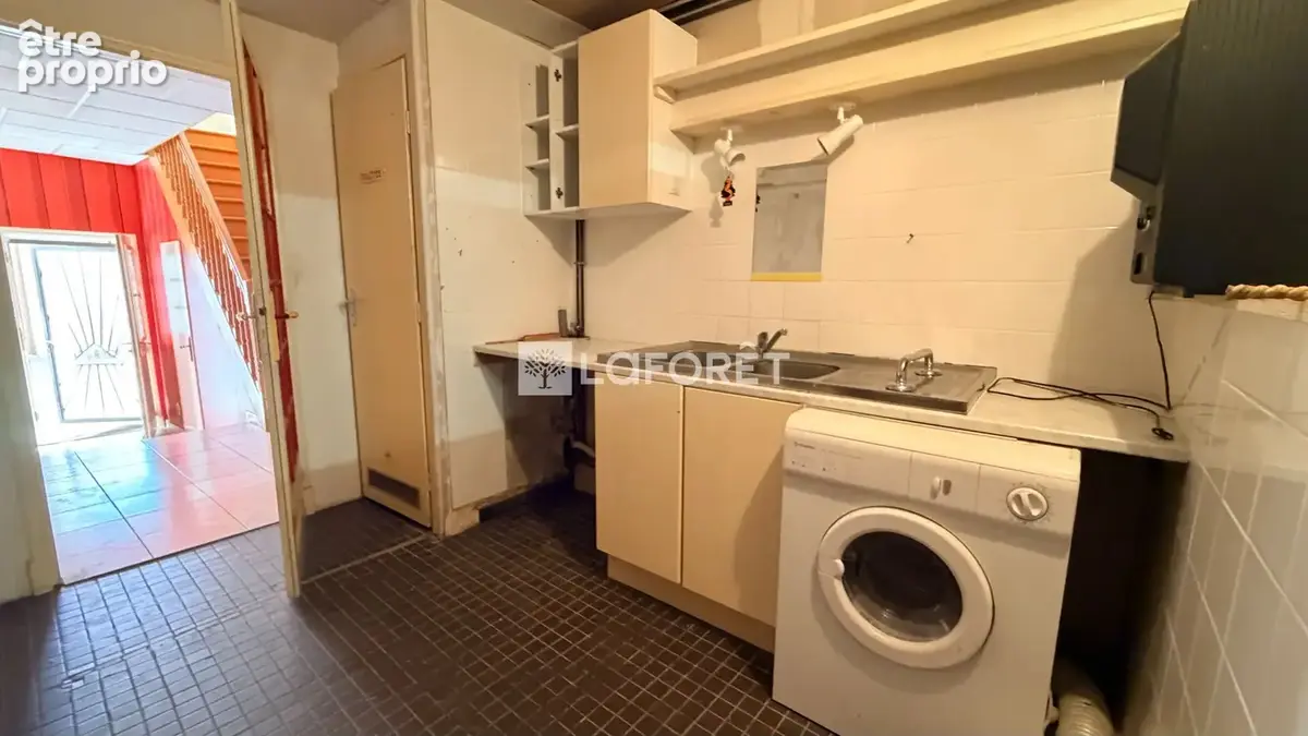 Maison de ville à SAINTE-MENEHOULD - 136 m² - 2 chambres - photo 12