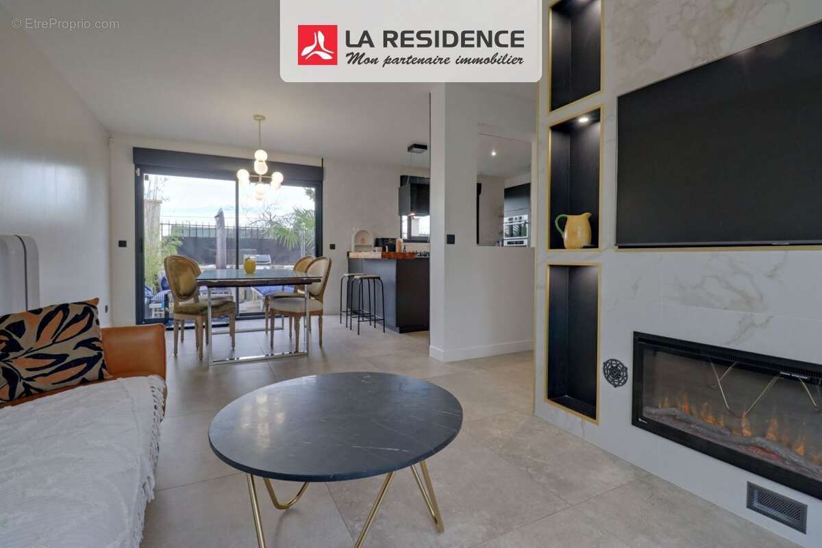 Maison à PIERRELAYE