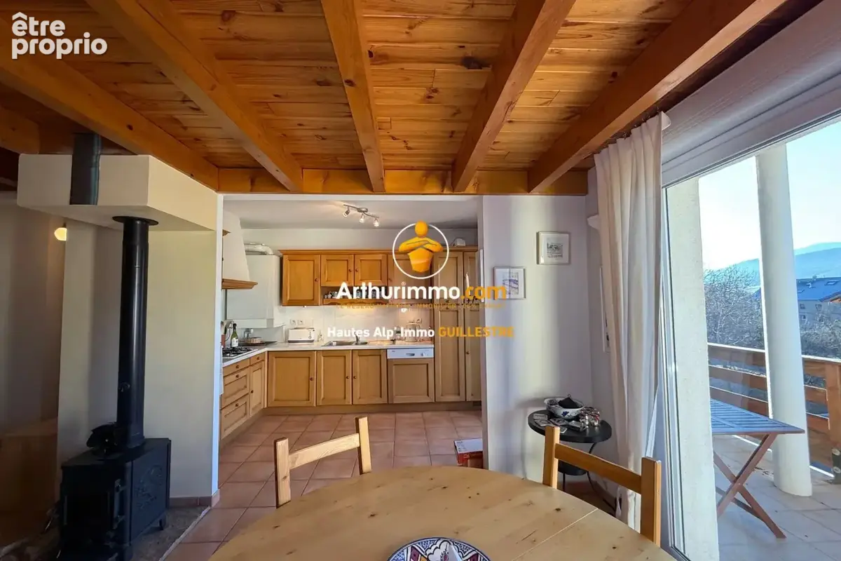 Appartement à CHORGES
