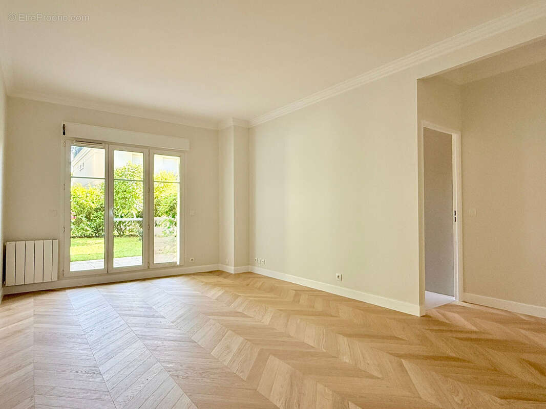 Appartement à SAINT-MAUR-DES-FOSSES