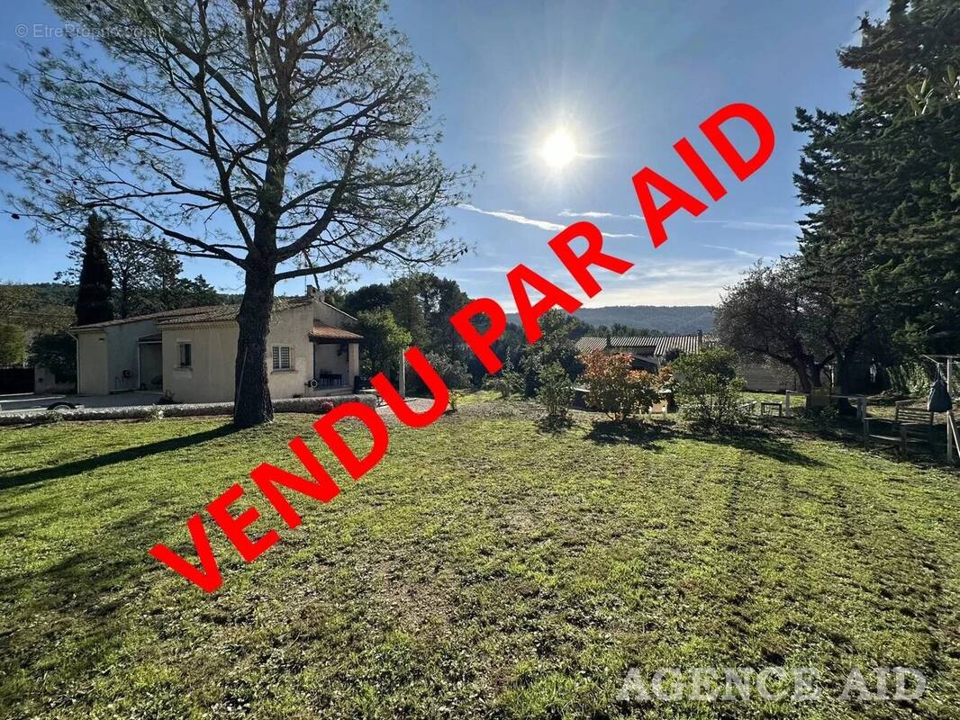 Maison à CUGES-LES-PINS