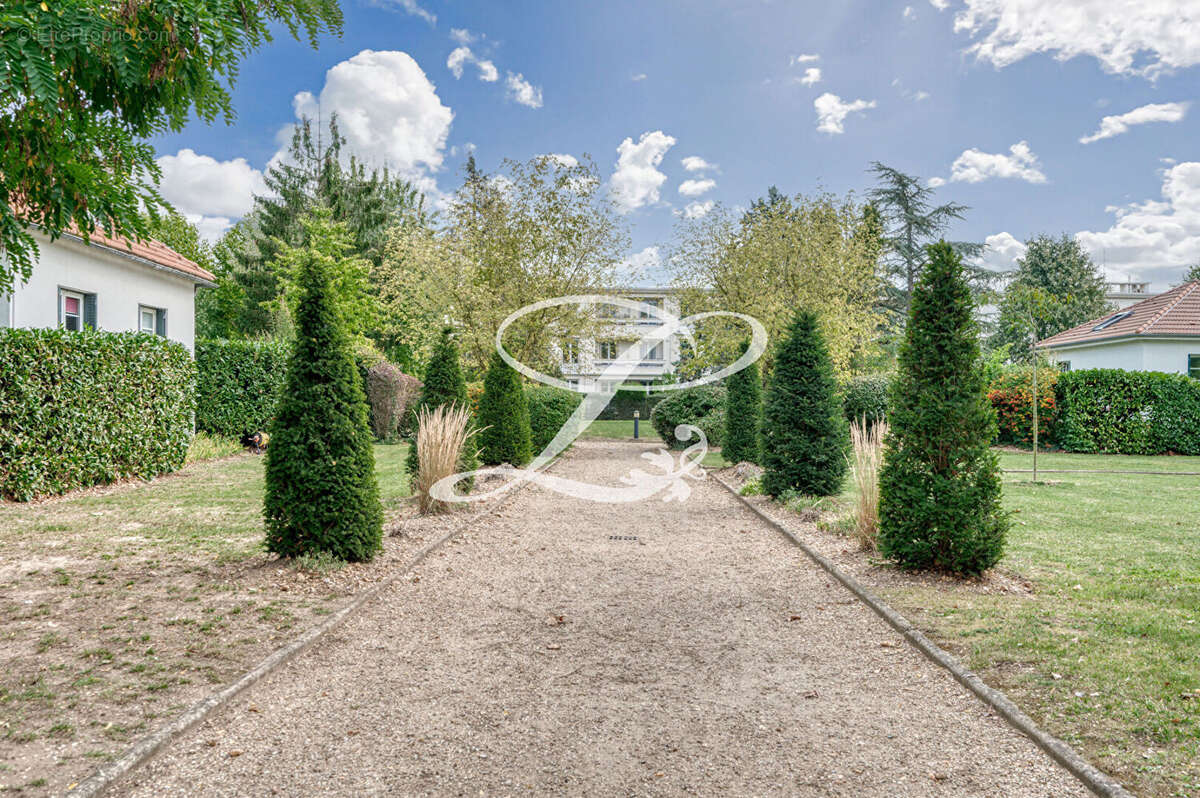 Appartement à MAISONS-LAFFITTE