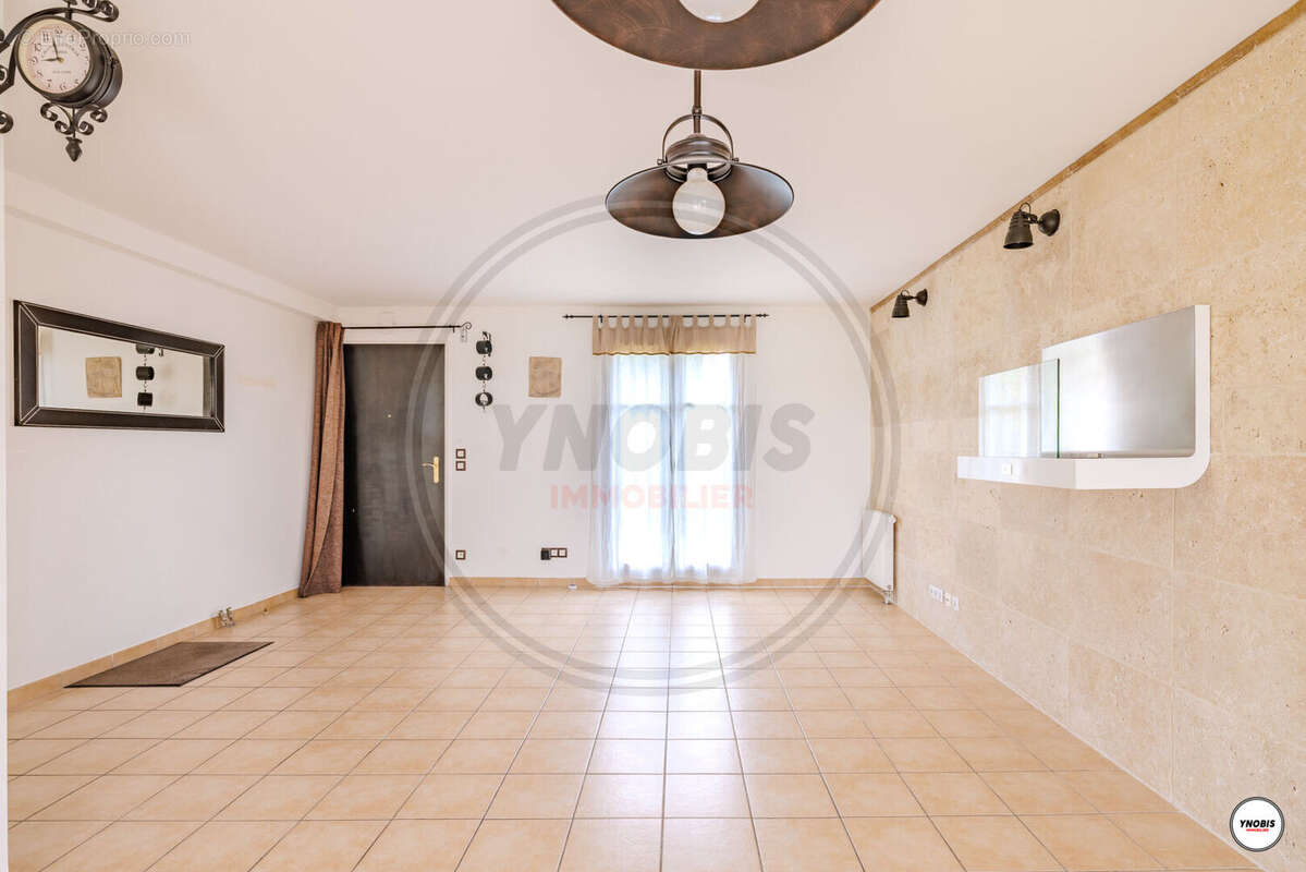 Maison à ECQUEVILLY