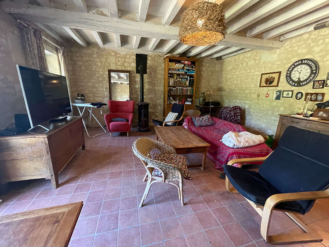 Maison à LES TROIS-MOUTIERS