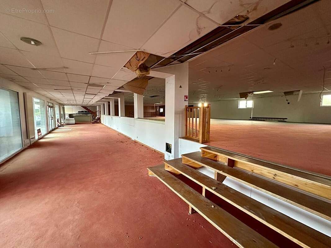 Local commercial BOZOULS - 1356m² - photo 4