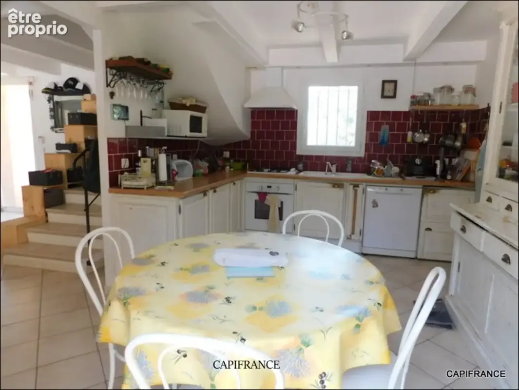 A LE VAL (83143) Maison familiale avec piscine, 4 chambres, grand garage, terrain naturel et boisé - photo 9
