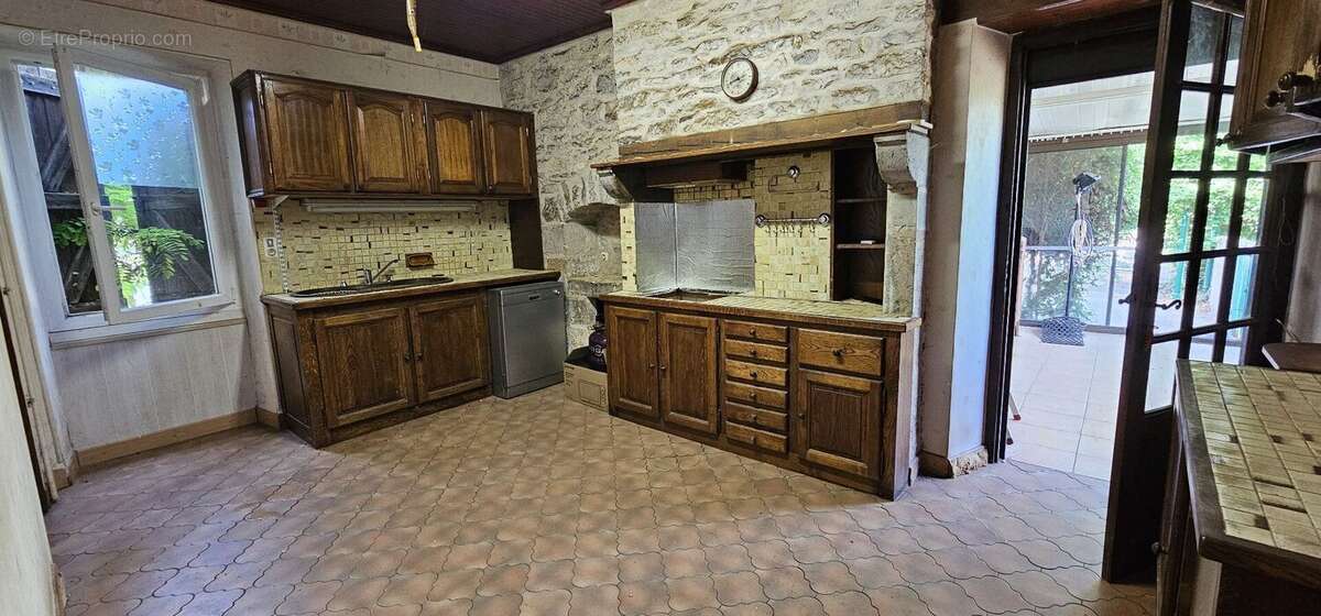 Un ensemble de caractère à rénover au coeur de Limogne en Quercy - photo 17