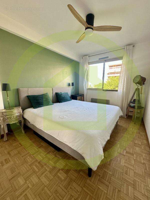 Appartement à MARSEILLE-9E